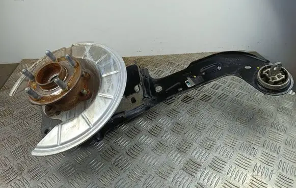 Ford Escape IV Rear wheel hub 22042914048 DA615A969AF