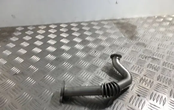 Skoda Superb B6 (3T) EGR valve line/pipe/hose 03L131521R