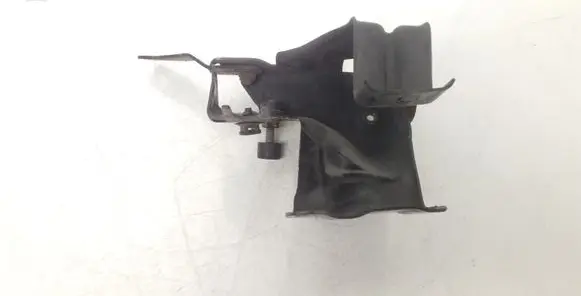Mercedes-Benz E W211 Other engine bay part