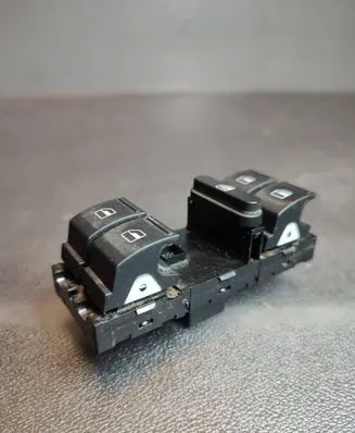 Volkswagen PASSAT B6 Electric window control switch 1K4959857B