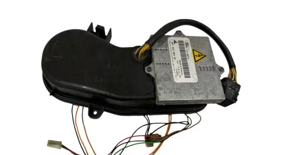 Ford Mondeo Mk III Headlight ballast module Xenon 1307329064 19FM0549