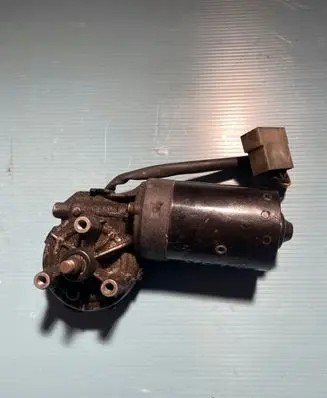Mercedes-Benz Sprinter W901 W902 W903 W904 Wiper motor 0390241345