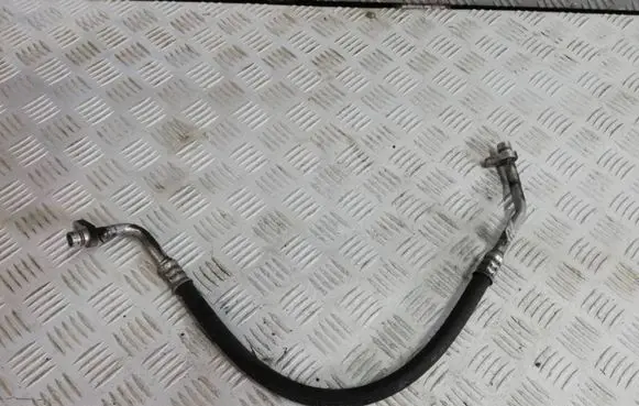 Renault Sandero II Air conditioning (A/C) pipe/hose 924901993R