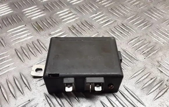 Mercedes-Benz ML W163 Aerial antenna amplifier A1638200289 A0004468289 1638200289