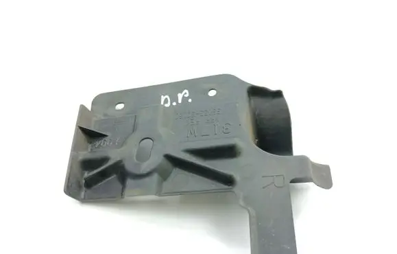 Lexus GS 300 350 430 450H Intercooler air guide/duct channel 5315330160