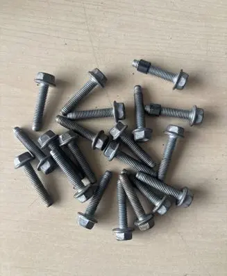 Chevrolet Corvette Cylinder head bolts 
