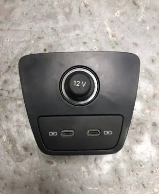 Audi Q4 e-tron USB socket connector 2G6035954-BILI 2G6035954 89A863324A