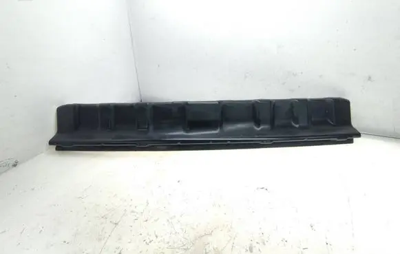 Volkswagen Touareg II Rear bumper support beam 7P6813231 172310 7P681323