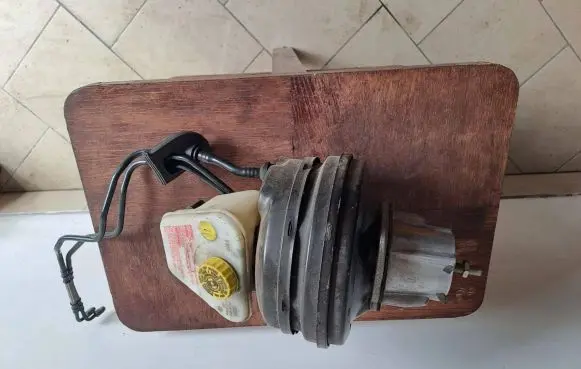 Audi A8 S8 D3 4E Brake booster 4E1612105H