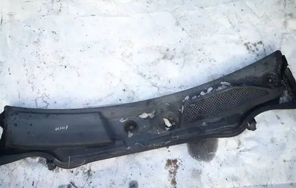 Mercedes-Benz A W176 Wiper trim A1768300013 BBP221501