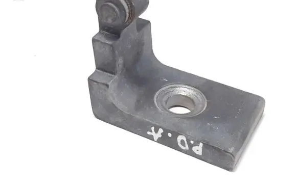 BMW 5 E60 E61 Front door lower hinge 