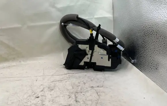 Nissan Qashqai Rear glass lock/latch C642 805014EA2A