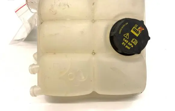 Ford Connect Coolant expansion tank/reservoir 8V618K218AE