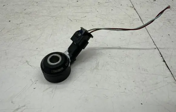 Nissan Qashqai J12 Detonation knock sensor 220608897R