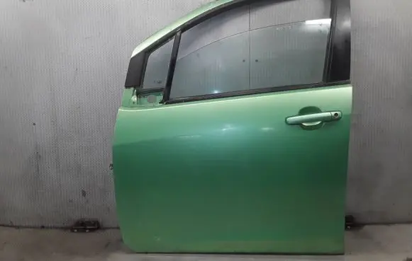 Opel Agila B Front door