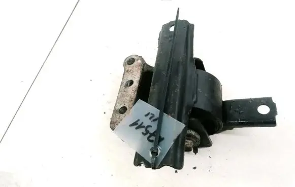 Dodge Caliber Engine mount bracket