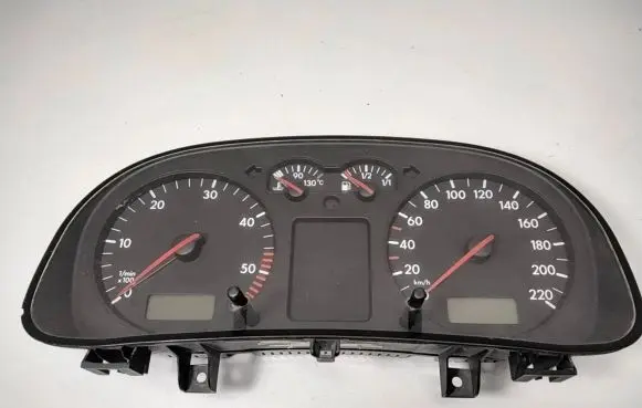 Volkswagen Golf IV Speedometer (instrument cluster)