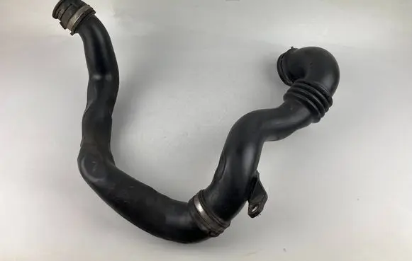 Jaguar XJ X350 Air intake hose/pipe 4R839690AF 4R83-9690-AF