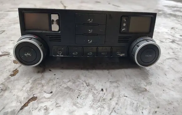 Volkswagen Touareg I Climate control unit 7L6907040H