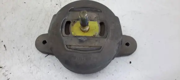 Audi A8 S8 D3 4E Engine mount bracket