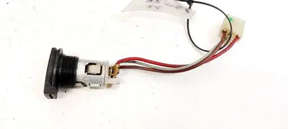 Skoda Superb B5 (3U) Cigarette lighter 