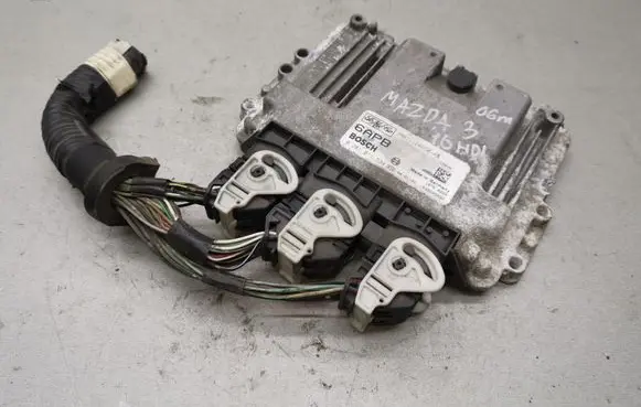 Mazda 3 I Engine control unit/module 4M6112A650AB 0281011534
