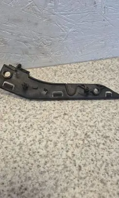 Peugeot 2008 I Front bumper mounting bracket 9678059080