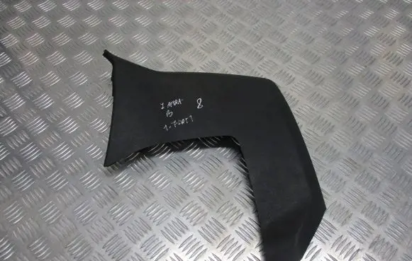 Opel Zafira B Heat shield in engine bay 