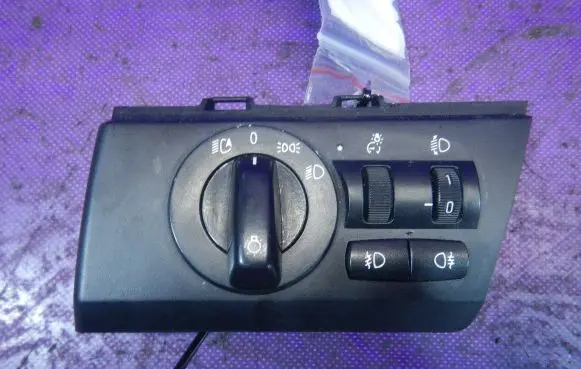 BMW X3 E83 Light switch 3415104