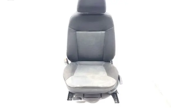 Opel Zafira B Front driver seat 