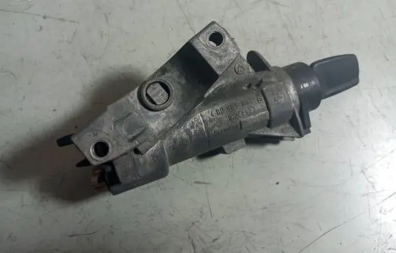 Audi A4 S4 B5 8D Ignition lock contact 4B0905851B