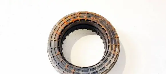 Coil spring mount