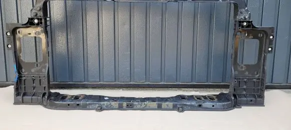 Engine bonnet/hood lock trim molding