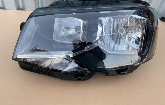 Volkswagen Transporter - Caravelle T6 Headlight/headlamp