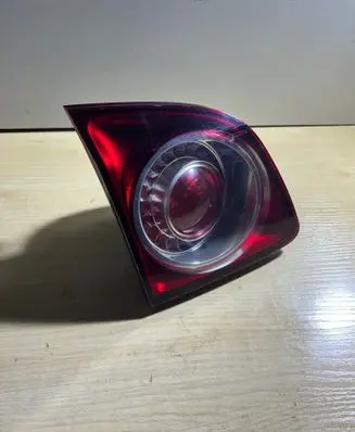 Volkswagen Golf Plus Tailgate rear/tail lights 5M0945093H
