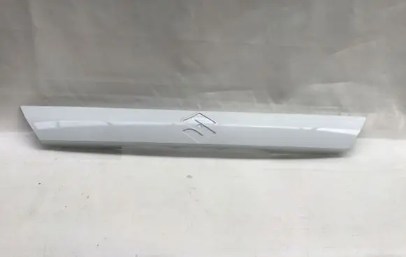 Suzuki Vitara (LY) Truck tailgate 8394154P0