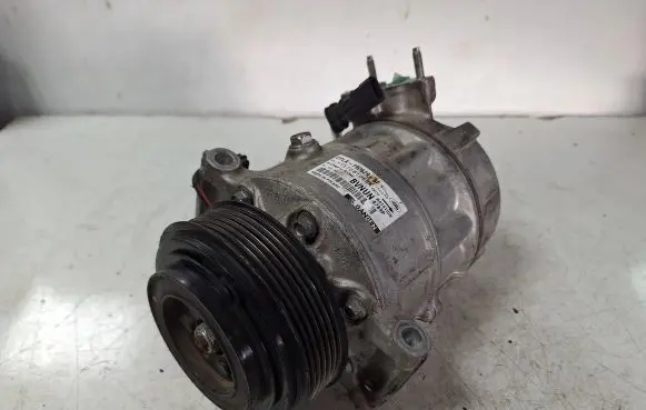 Land Rover Evoque I Air conditioning (A/C) compressor (pump) CPLA-19D629-BF
