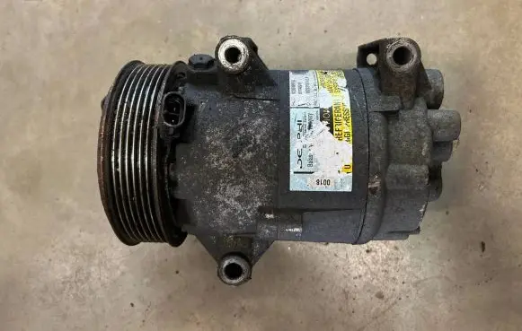 Nissan Primera Air conditioning (A/C) compressor (pump) 8200309193 01140018