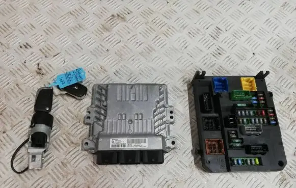 Citroen C4 II Engine control unit/module ECU 9801622880 9800081180