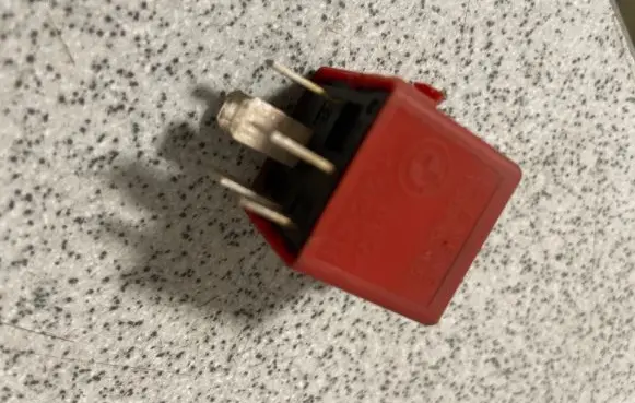 BMW 3 E36 ABS relay 1393404 V23134A52X153