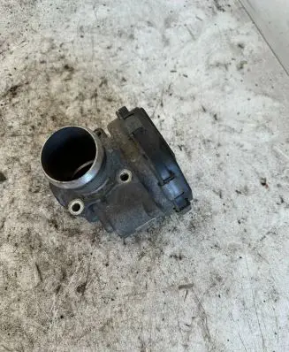 Volvo V60 Throttle valve 28275019