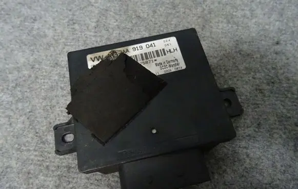 Seat Exeo (3R) Power management control unit 3AA919041