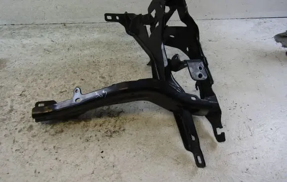 BMW X5 G05 Headlight/headlamp mounting bracket 7421710