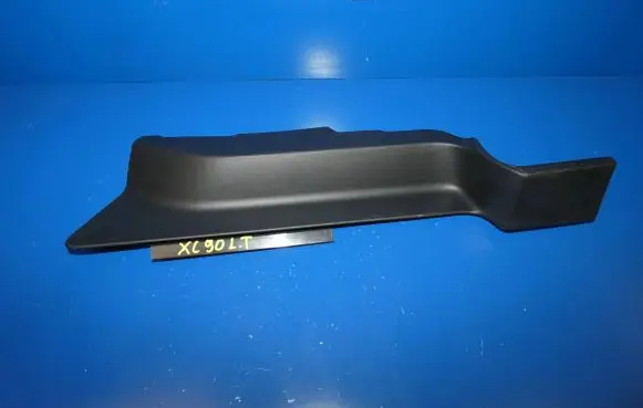 Volvo XC90 Rear seat side bottom trim 39829394 39829392