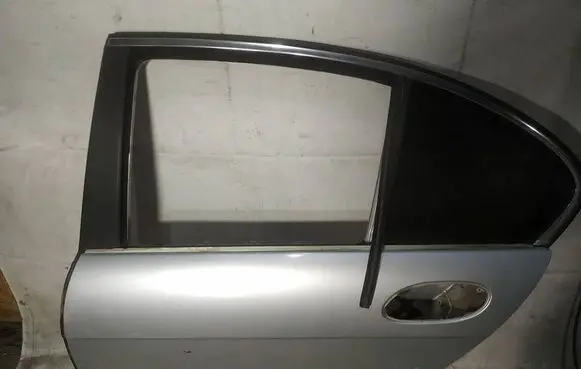 BMW 7 E65 E66 Rear door pilkos