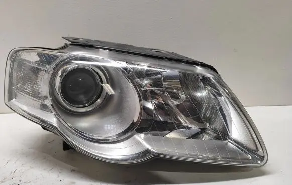 Volkswagen PASSAT B6 Headlight/headlamp 3C0941006S 89316401