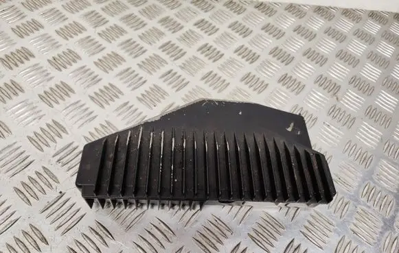 Volvo S80 Sound amplifier 8673135