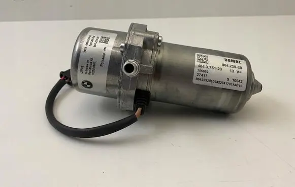 BMW 5 G30 G31 Vacuum pump 6880628