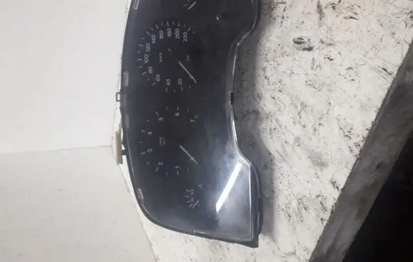 Opel Zafira A Speedometer (instrument cluster) 24419565