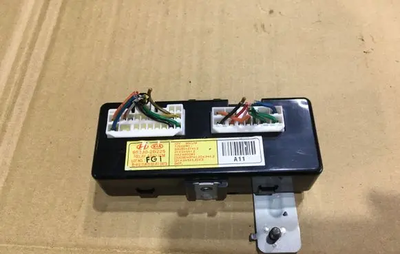 Hyundai Santa Fe Other relay 952302B225